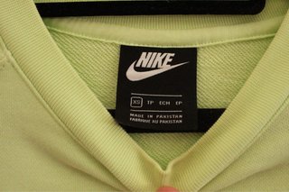 Sudadera Nike Verde