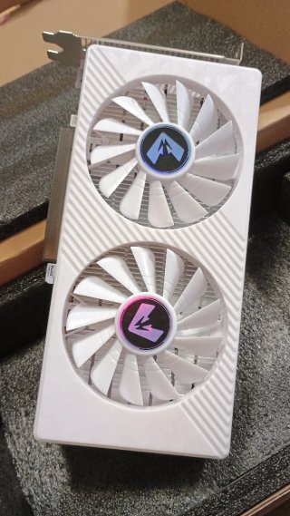 Tarjeta Gráfica AMD Radeon RX580 Blanca