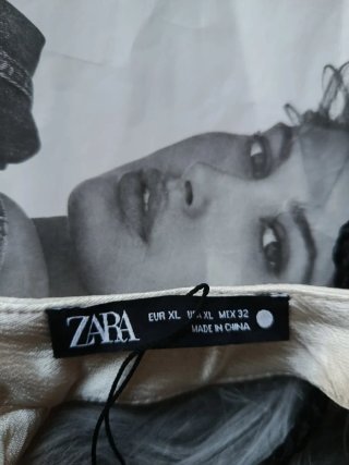 Top Zara Satén Largo Talla XL