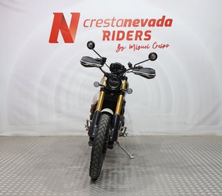 Triumph Scrambler 1200 XE