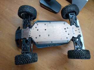 Coche RC Wltoys 1/14 V8 3S