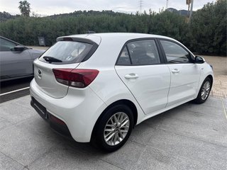 KIA Rio 1.2 DPi 62kW (84CV) Concept