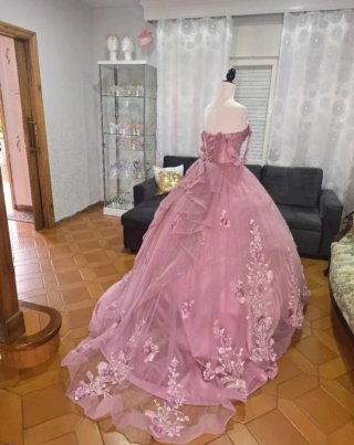 Vestidos de Quinceañeras ,novias y fiesta