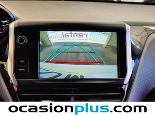 Peugeot 208 BlueHDi 100 Tech Edition 73 kW (99 CV)
