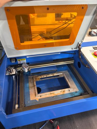 Cortadora Láser CO2 A4, la vendo porque compre cnc