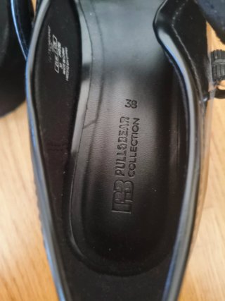 Zapatos Mary Jane Pull&Bear negros