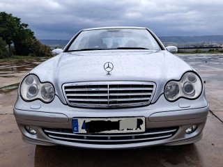 Mercedes-Benz Clase C 2005