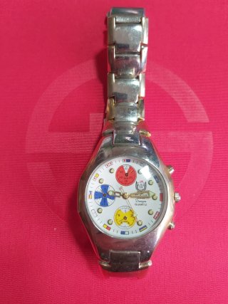 Reloj Swiss Designs Cuarzo Dorado y Plateado