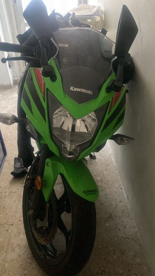 Kawasaki Ninja 125 2024 - 400KM