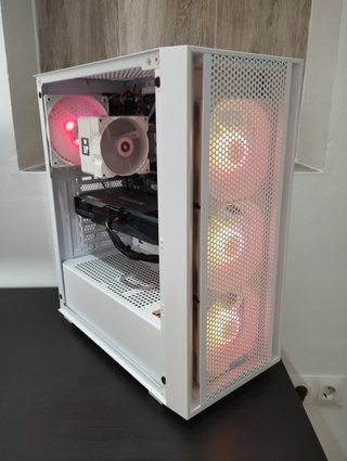 PC Gaming RTX 4070 Ryzen 7 5800X 32GB RAM