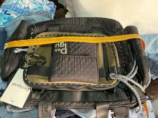 Bolso Desigual Voyager Negro y Verde Militar