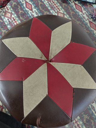 Puff Vintage Piel 30cm Marrón y Rojo