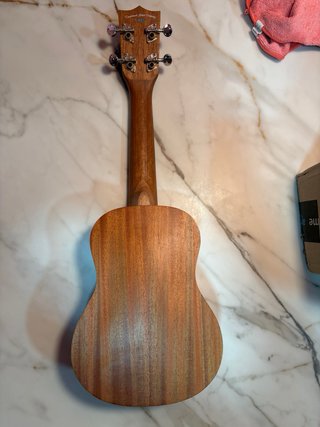Ukulele Soprano Tanglewood Marrone, come nuovo.