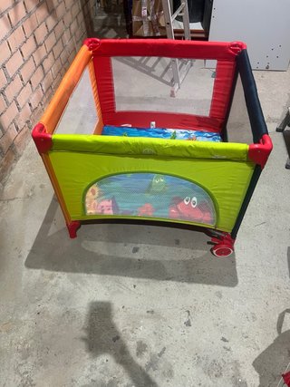 Parque infantil con diseño de tortugas