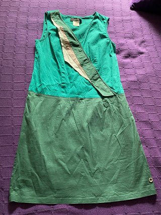 Vestido y bolso ambos Skunkfunk tonos verdes