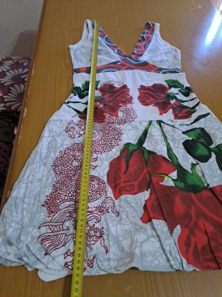 Vestido desigual flamenco y rosas