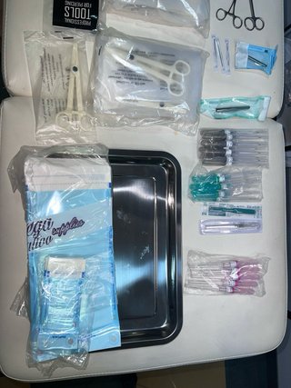 Lote material piercer anillador esterilizado