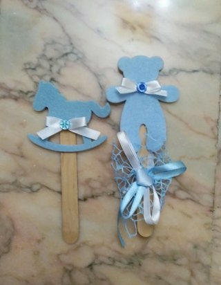 Set 2 decorazioni cavalluccio e orsetto azzurri
