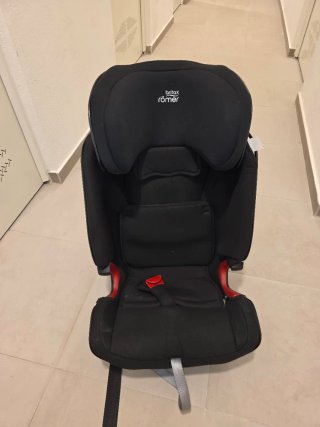 Britax Römer ADVANSAFIX IV M ISOFIX