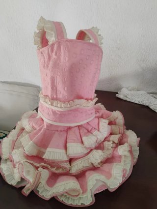 Traje de gitana rosa y beige hecho a medida