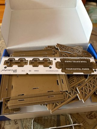 Puzzle 3D Torre Eiffel CubicFun 39 piezas