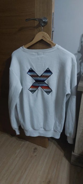 Sudadera Blue Banana blanca con logo
