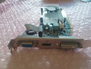 Nvidia GT 620 1GB DDR3 (OEM Medion)