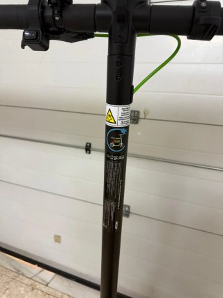 Patinete Eléctrico Negro