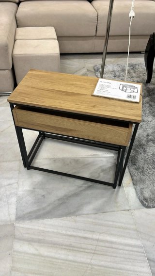 Scaffale in legno e metallo