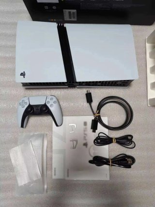 Ps5 Pro con 2 mandos