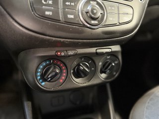 Opel Corsa VAN 75cv Manual Distintivo C 2015