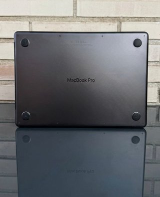 Como Nuevo MacBook Pro 14, M4 16GB SSD 512GB