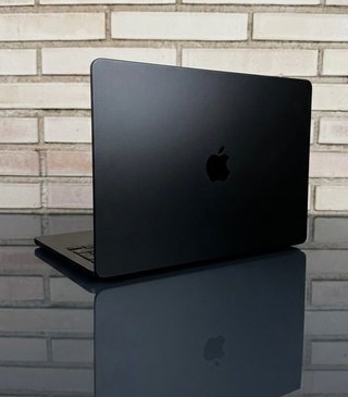 Como Nuevo MacBook Pro 14, M4 16GB SSD 512GB
