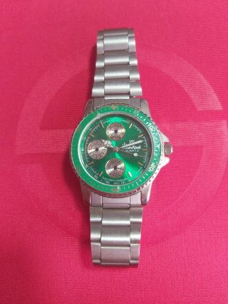 Reloj V.D. Cuarzo Verde y Plateado
