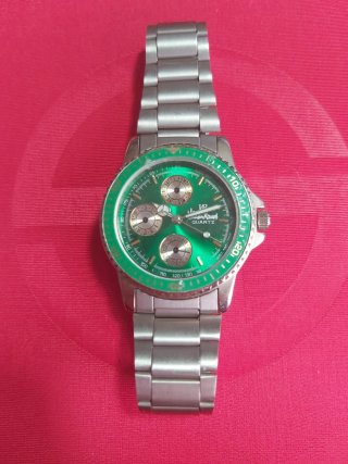 Reloj V.D. Cuarzo Verde y Plateado