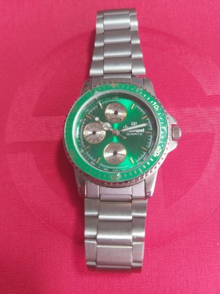 Reloj V.D. Cuarzo Verde y Plateado