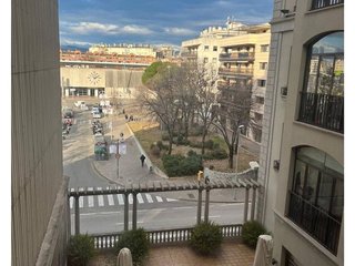 Oficina en alquiler en Eixample Nord – La Devesa en Girona