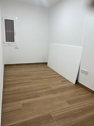 Local comercial en venta en Les Planes en Hospitalet de Llobregat, L´