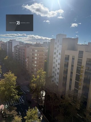 Piso en venta en Delicias en Zaragoza