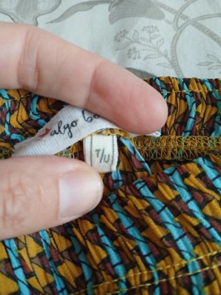 Pantalones acampanados estampados