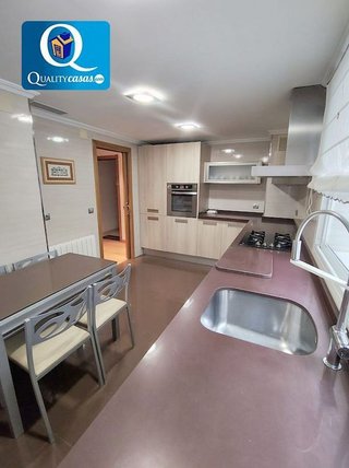 Piso en alquiler en Ensanche - Diputación en Alicante