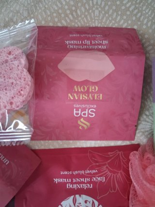 Lote SPA Elysian Glow mascarillas y esponja