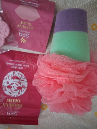 Lote SPA Elysian Glow mascarillas y esponja