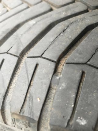 Neumáticos de coche