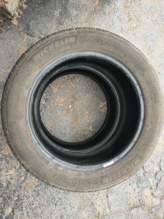 Neumáticos de coche