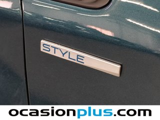 Peugeot 2008 BlueHDi 100 S&S Style 74 kW (100 CV)