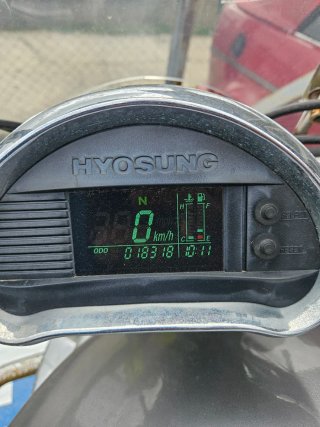 Hyosung Aquila 650