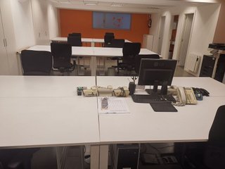 Local comercial en alquiler en Falperra - Santa Lucía en Coruña (A)