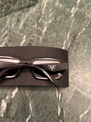 Occhiali da sole Prada unisex