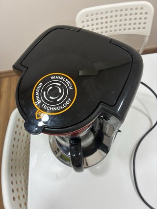 Cafetera Russell Hobbs Roja y Negra
